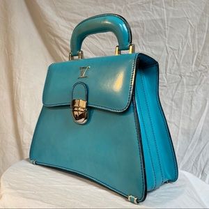 robins egg blue top handle bag 🦋